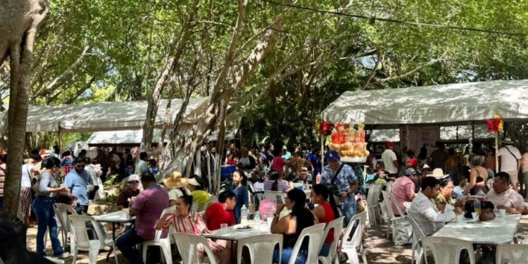 Invita Comalcalco al 3er. Festival del Marisco «Raíces del Corinto 2026»