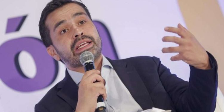 Jorge Álvarez Máynez califica de «vergüenza nacional» el regreso de Rubén Rocha Moya al gobierno de Sinaloa