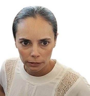 Ana Patricia Peralta dispuesta a traicionar a quien sea y aliarse con cualquier corrupt@, todo para seguir ordeñando al pueblo.