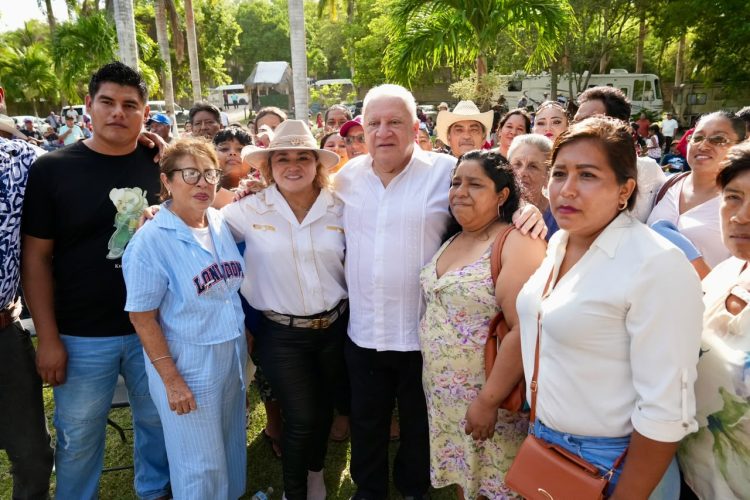 Rafa Marín lleva a Bacalar el llamado a defender la soberanía nacional