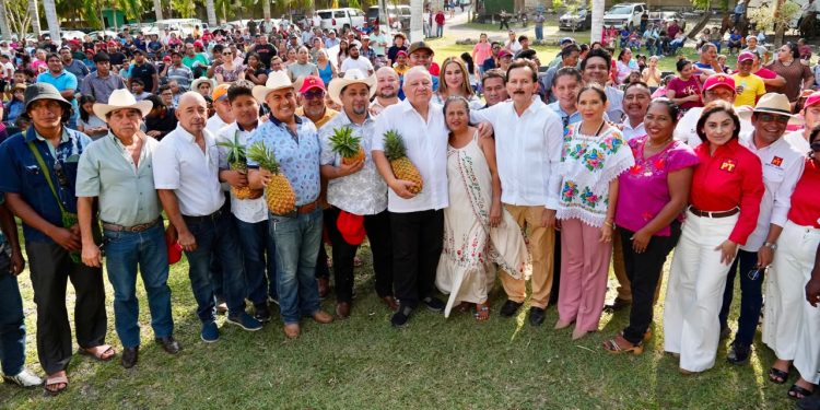 Rafa Marín lleva a Bacalar el llamado a defender la soberanía nacional