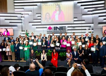 Magistraturas del TEQROO participan en el XXV aniversario de la ATERM
