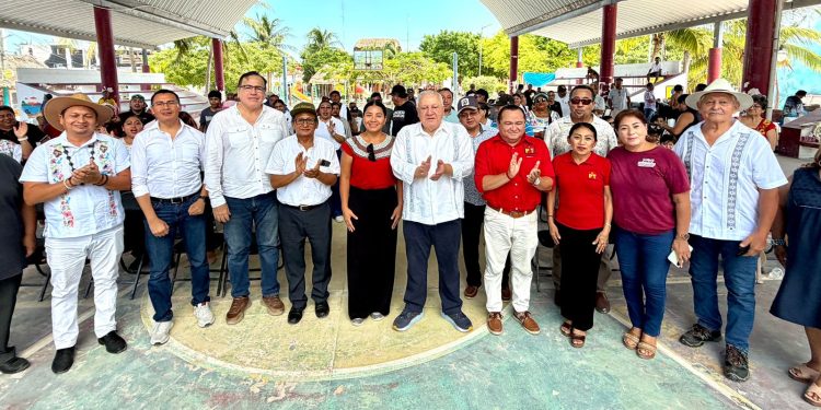 Rafa Marín llama en Holbox a defender la transformación y la soberanía nacional