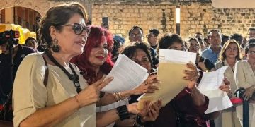 Destaca Layda Sansores seguridad en Campeche tras caminata del empresario Carlos Slim