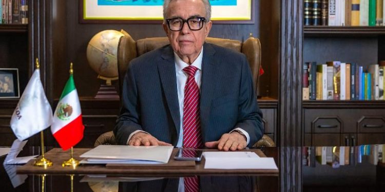 Rubén Rocha Moya solicita nueva licencia indefinida a un día de haber reasumido el cargo en Sinaloa