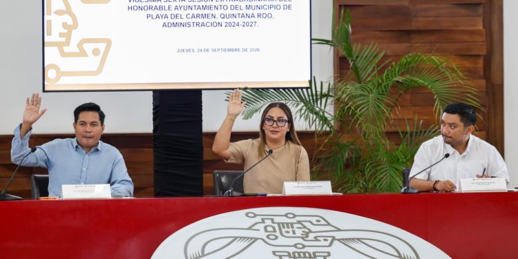 Cabildo de Playa del Carmen aprueba actualización del PMD 2024-2027 y autoriza la firma de un convenio con el Imoveqroo para ordenar el servicio de mototaxis