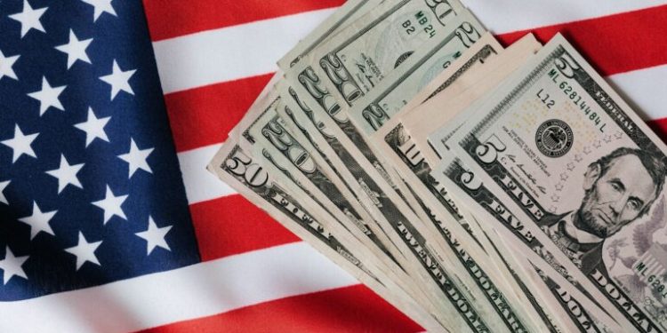 La deuda nacional de Estados Unidos rebasa los 40 billones de dólares y genera presiones en los mercados globales