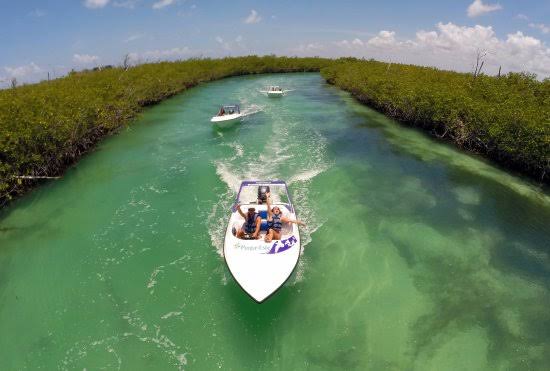 Semarnat autoriza proyecto para la construcción de una marina flotante en la Laguna Nichupté