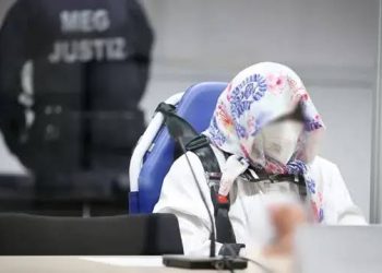 Fiscalía de Alemania investiga por presunta complicidad en asesinatos a exguardia nazi de 105 años