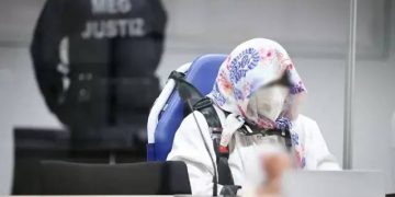 Fiscalía de Alemania investiga por presunta complicidad en asesinatos a exguardia nazi de 105 años