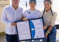 Estefanía Mercado encabeza izamiento Blue Flag; Playa del Carmen refrenda 15 distintivos para la temporada 2026-2027