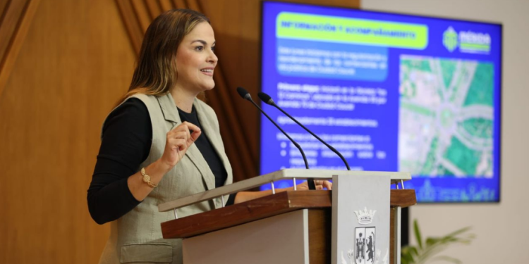 Anuncia Cecilia Patrón operativo para regularizar el comercio en la vía pública en Ciudad Caucel
