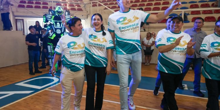 Estefanía Mercado clausura el Segundo Encuentro Universitario y reconoce el talento de las juventudes de Playa del Carmen