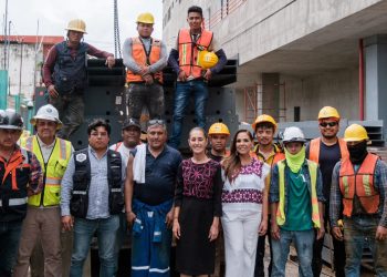 Claudia Sheinbaum supervisa hospitales y proyectos de salud en Chetumal acompañada de Mara Lezama