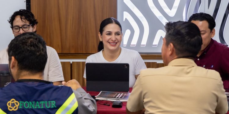 Estefanía Mercado fortalece coordinación con Fonatur, Marina y Gobierno del Estado para atender el sargazo