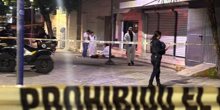 Policía descarta agresión física en muerte de un hombre al interior del bar Mangos en Cancún