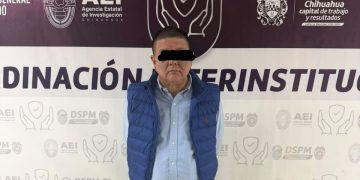 Exfiscal de Chihuahua enfrentará proceso en libertad; el jueves definirán su situación jurídica
