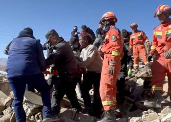 Un sismo de magnitud 7.0 sacude la región del Tíbet en China y activa la alerta nacional de emergencia
