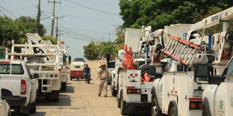 Advierten que sobrecargas y falta de mantenimiento comprometen la red eléctrica en Tabasco
