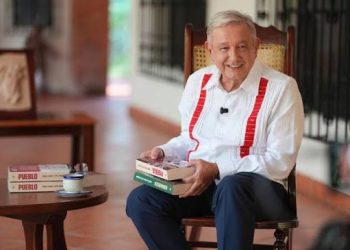 Andrés Manuel López Obrador reaparece desde Palenque; destaca avances de la 4T y la recuperación del salario mínimo