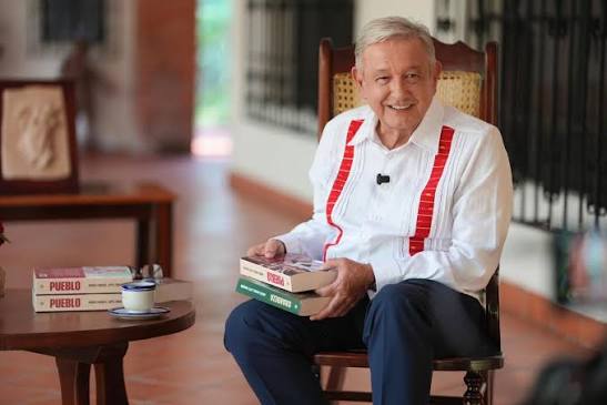 Andrés Manuel López Obrador reaparece desde Palenque; destaca avances de la 4T y la recuperación del salario mínimo