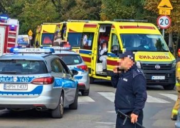 Ataque armado en escuela de Polonia deja ocho heridos; detienen al agresor