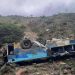 Accidente en Bolivia: Minibús cae a un barranco y deja al menos siete muertos y cuatro heridos