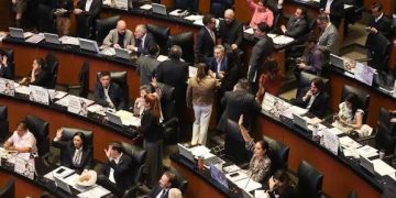 Senado aprueba reforma a la Ley Aduanera para frenar subvaluación y huachicol fiscal