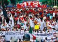 Miles marchan en la CDMX a 58 años de la Matanza de Tlatelolco; exigen justicia histórica y fin a la impunidad