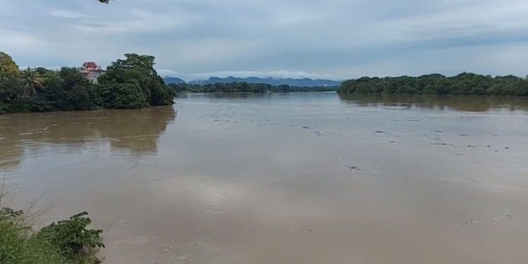 Protección Civil decreta alerta naranja en Tabasco por incremento en el nivel del río Usumacinta