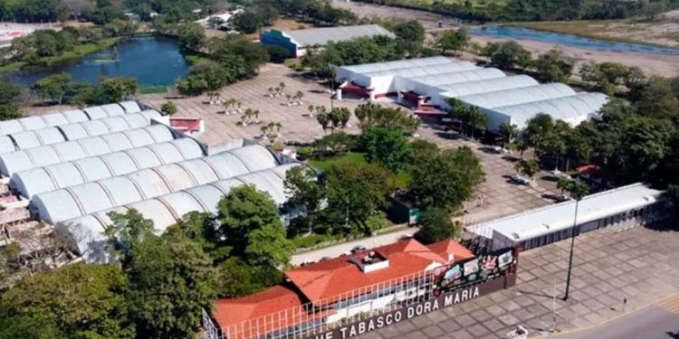 SOTOP alista mantenimiento en el Parque Tabasco para el Festival del Chocolate