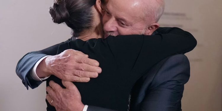 Felicita Claudia Sheinbaum a Lula da Silva tras ganar la reelección presidencial en Brasil