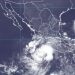 Huracán Simón se fortalece a categoría 3 frente al Pacífico mexicano y activa alerta de emergencia federal